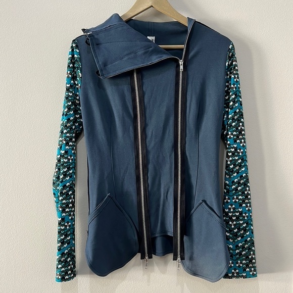 Sohung Designs Double Zip Unique Patterned Sleeve Jacket in size S - Picture 1 of 13